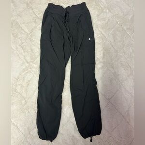 Lululemon dance studio pants size 6